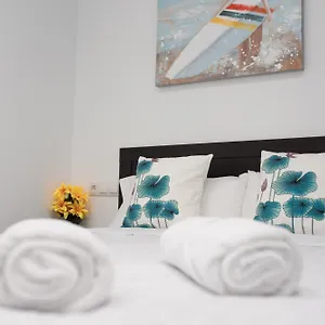 Hotel Ayz Luis Cabrera-auto Check-in, Madryt