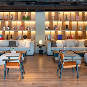 Innside By Melia Valdebebas Madrid