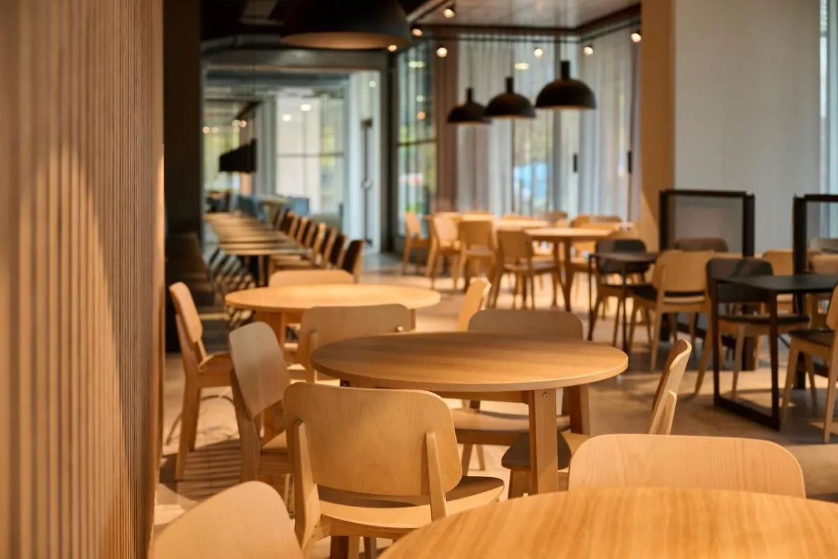 فندق Zleep Madrid Airport