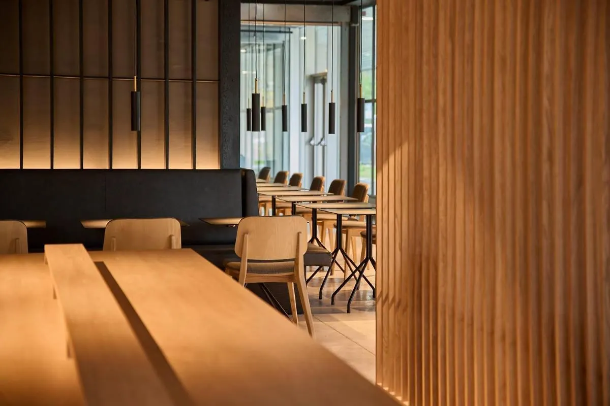 فندق Zleep Madrid Airport إسبانيا